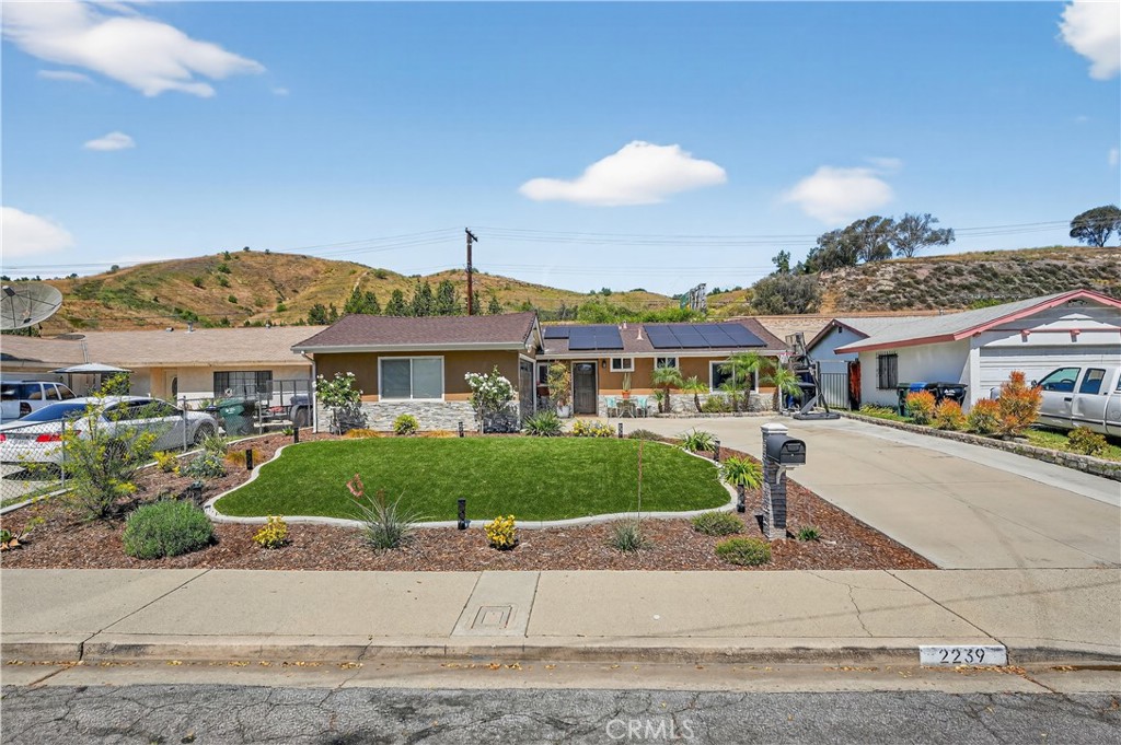 2239 Ferringdon