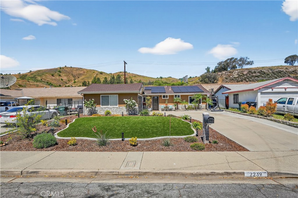 2239 Ferringdon