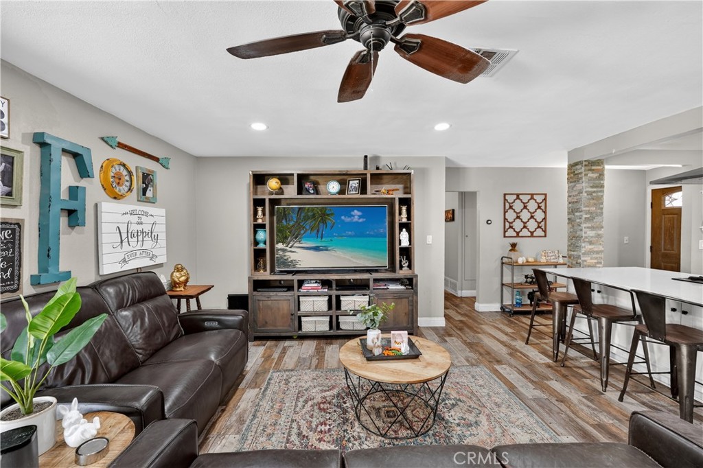 2239 Ferringdon