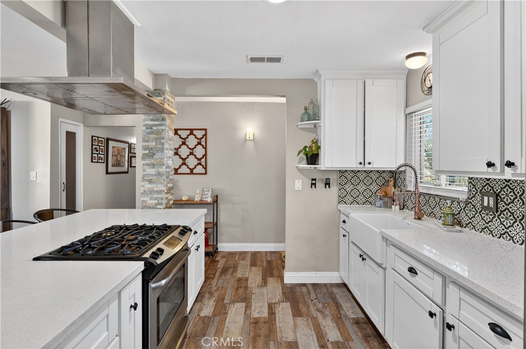 2239 Ferringdon