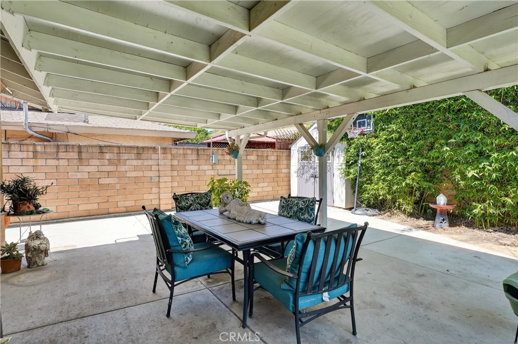 2239 Ferringdon