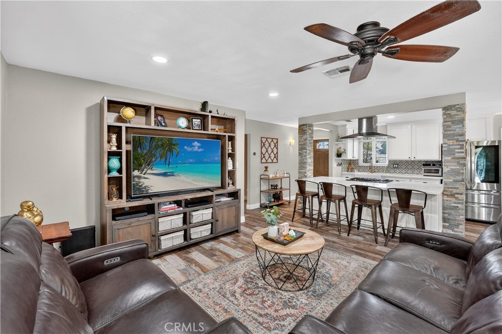 2239 Ferringdon