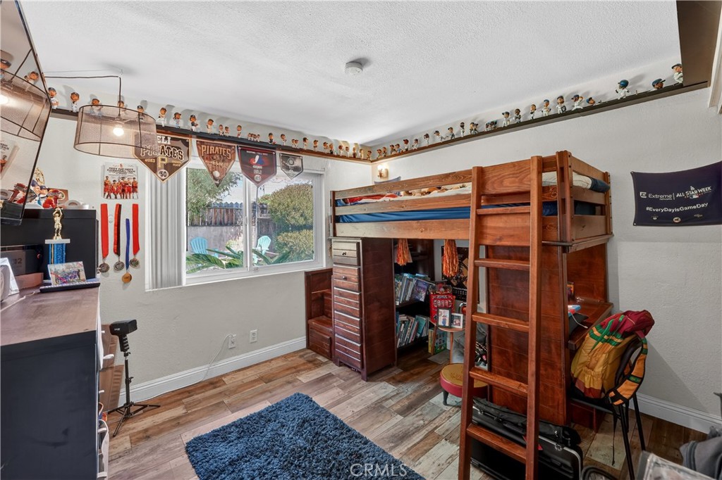 2239 Ferringdon