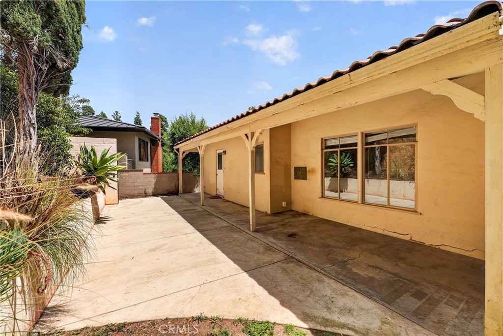 13705 Glen Court