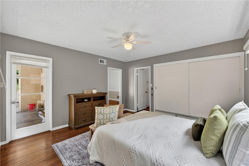 13705 Glen Court