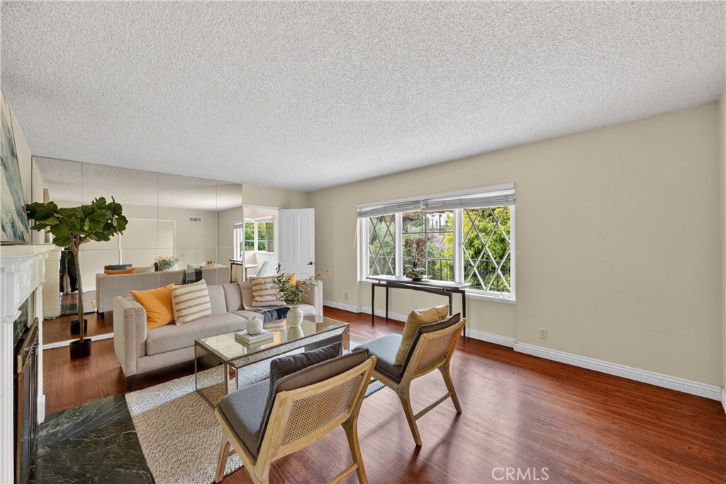 13705 Glen Court