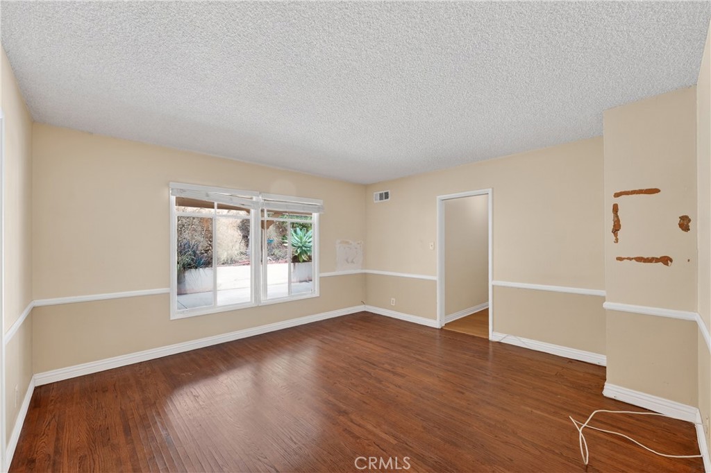 13705 Glen Court