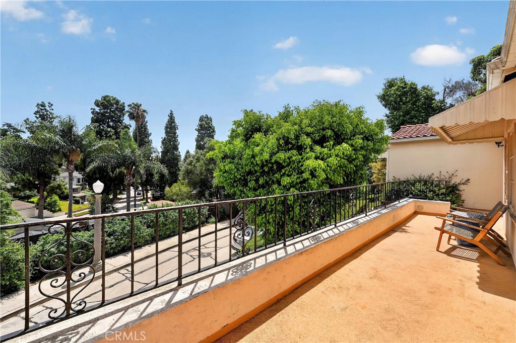 13705 Glen Court