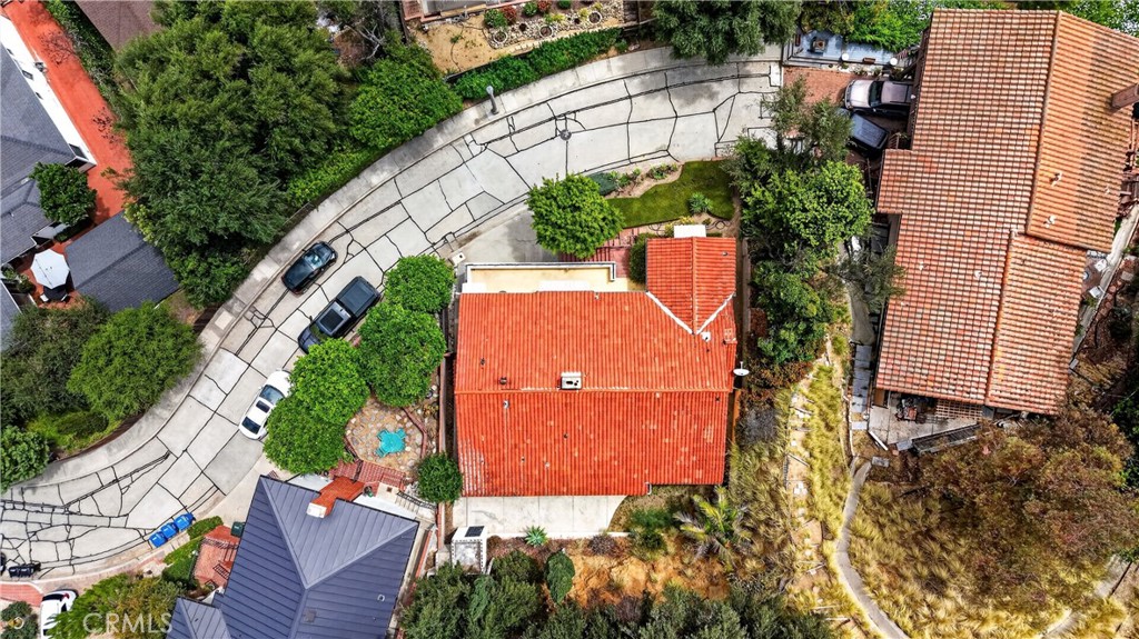 13705 Glen Court