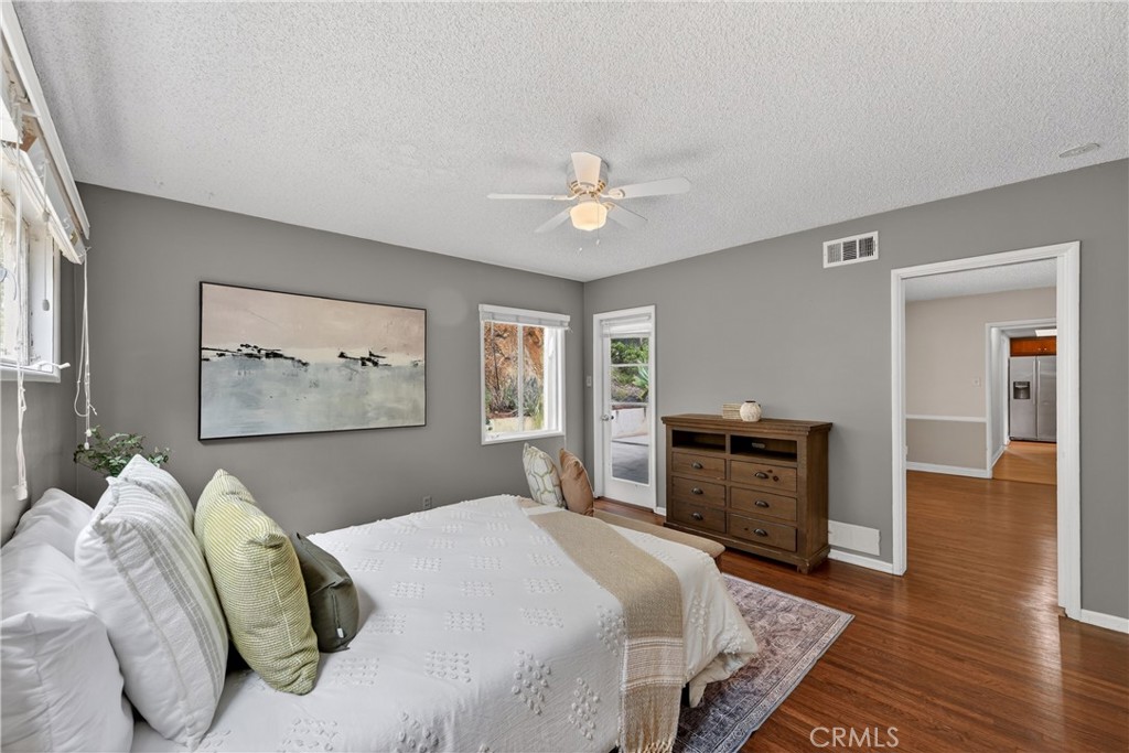 13705 Glen Court