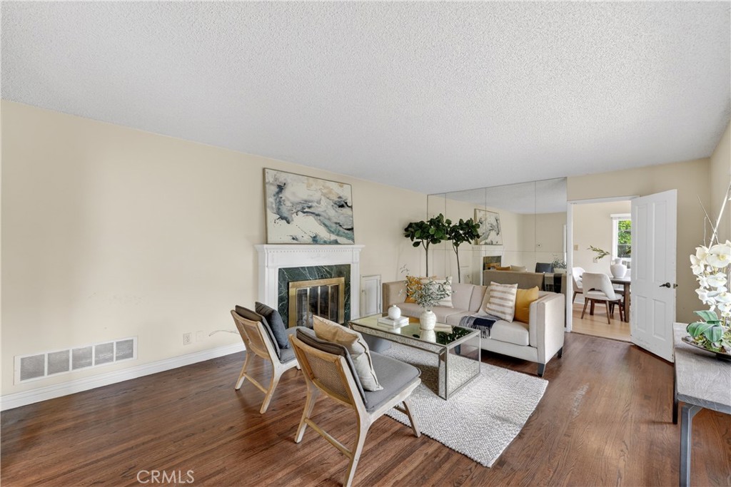 13705 Glen Court