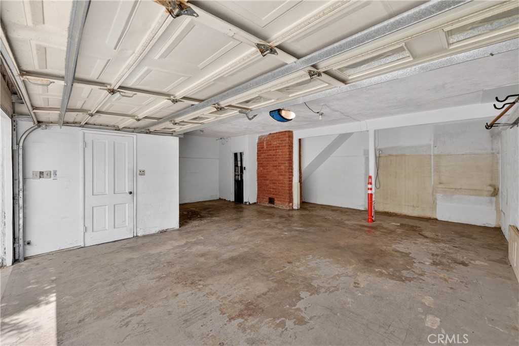 13705 Glen Court