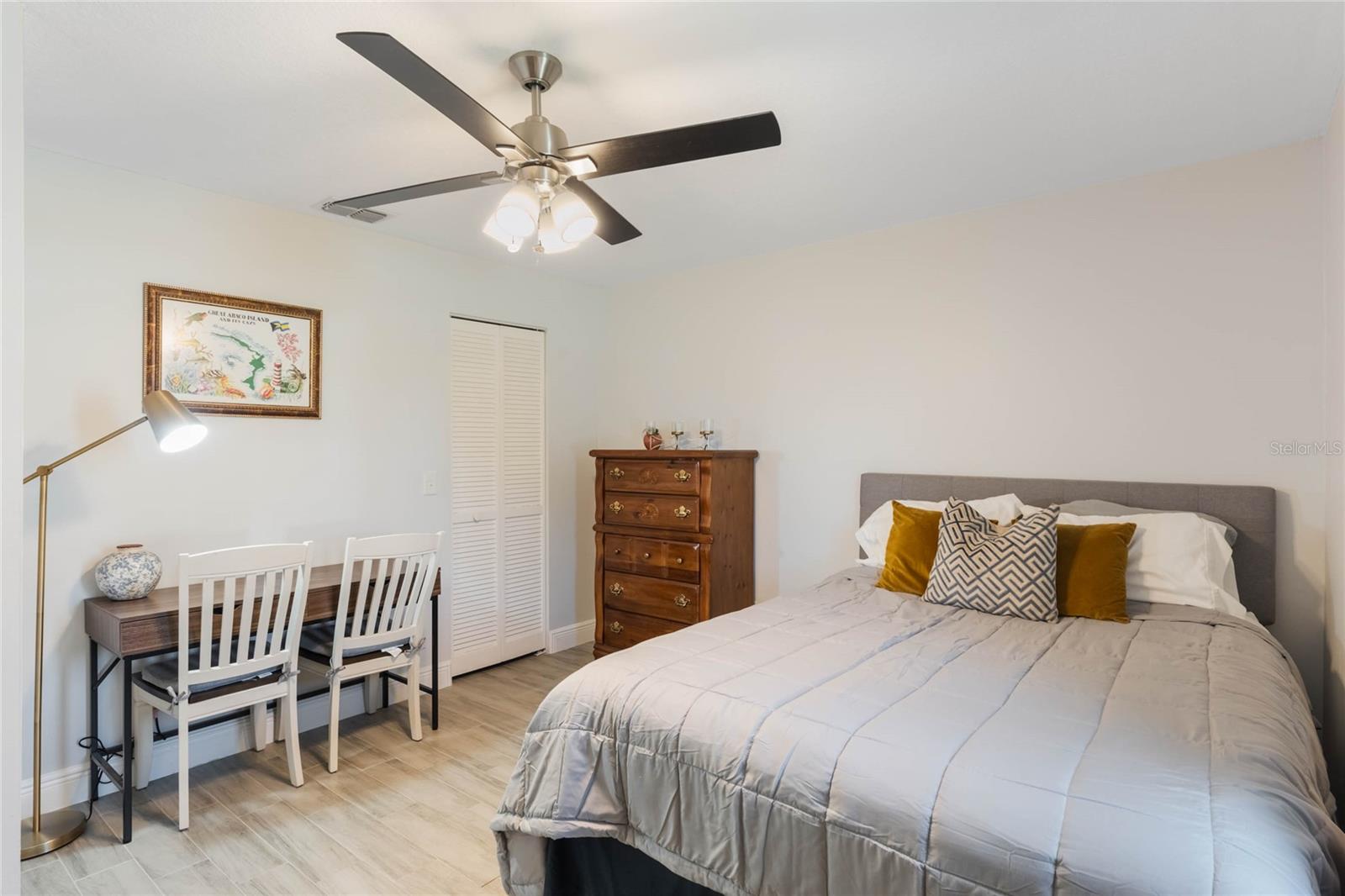 284 MISSISSIPPI WOODS LN