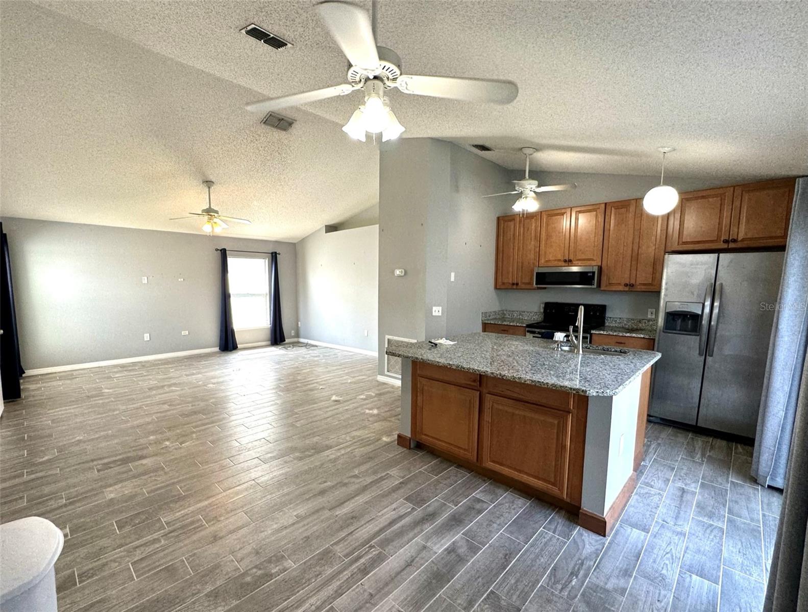 7650 HARBOR BEND CIR