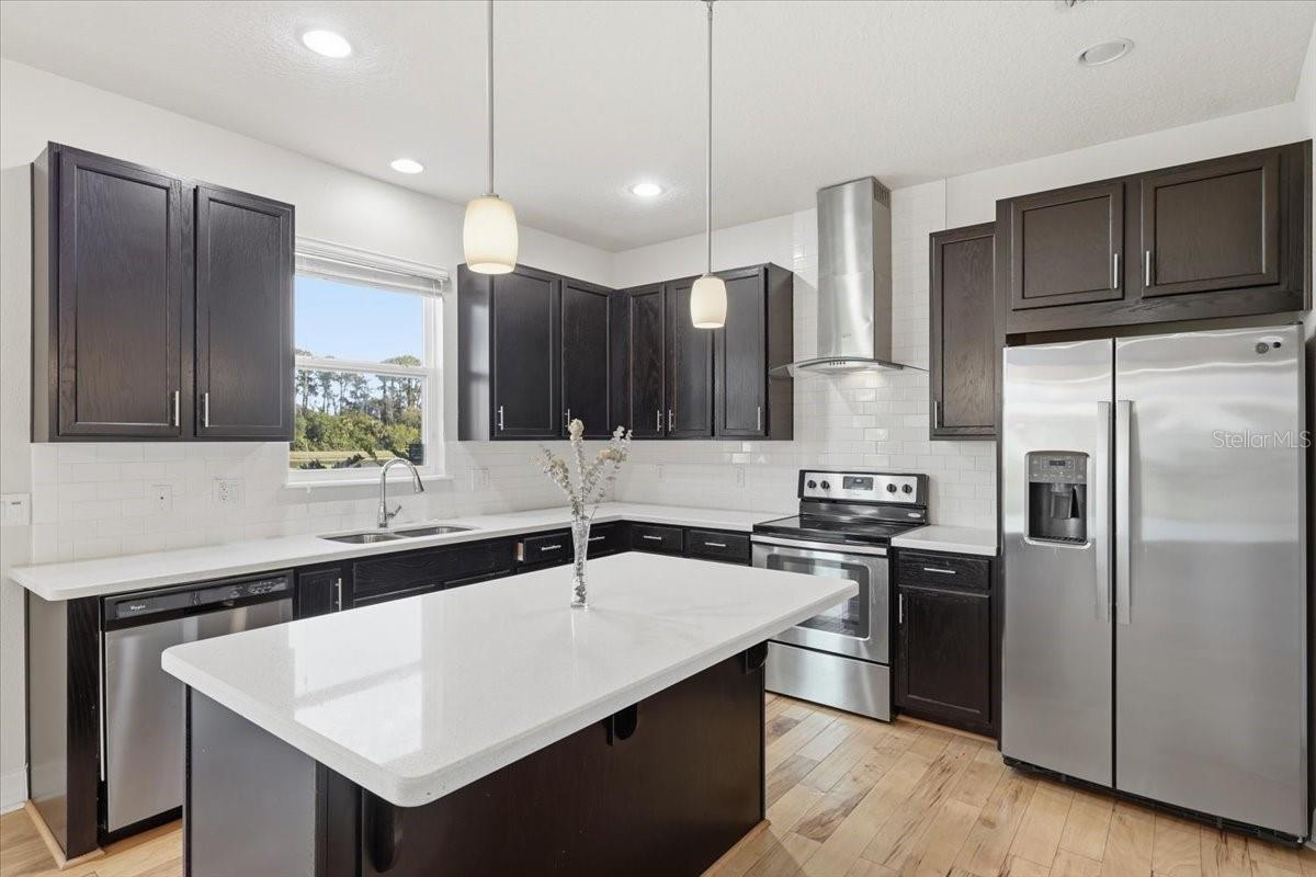 4968 LONGMEADOW PARK ST