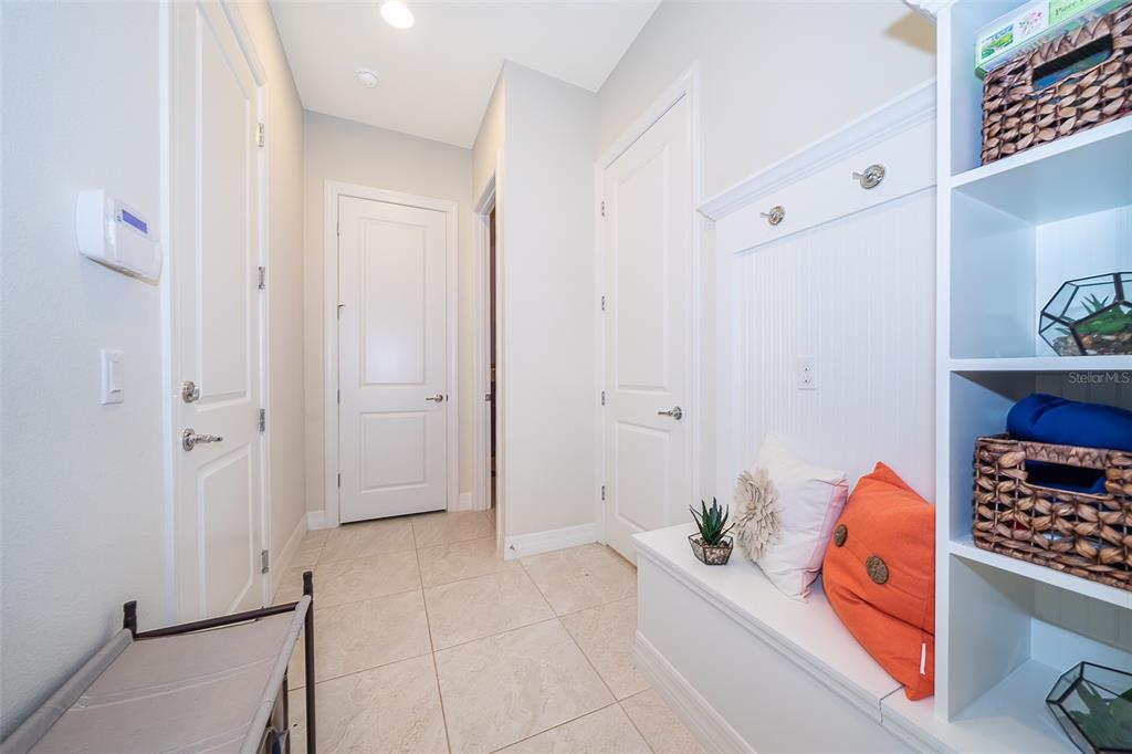 10813 LEMON LAKE BLVD