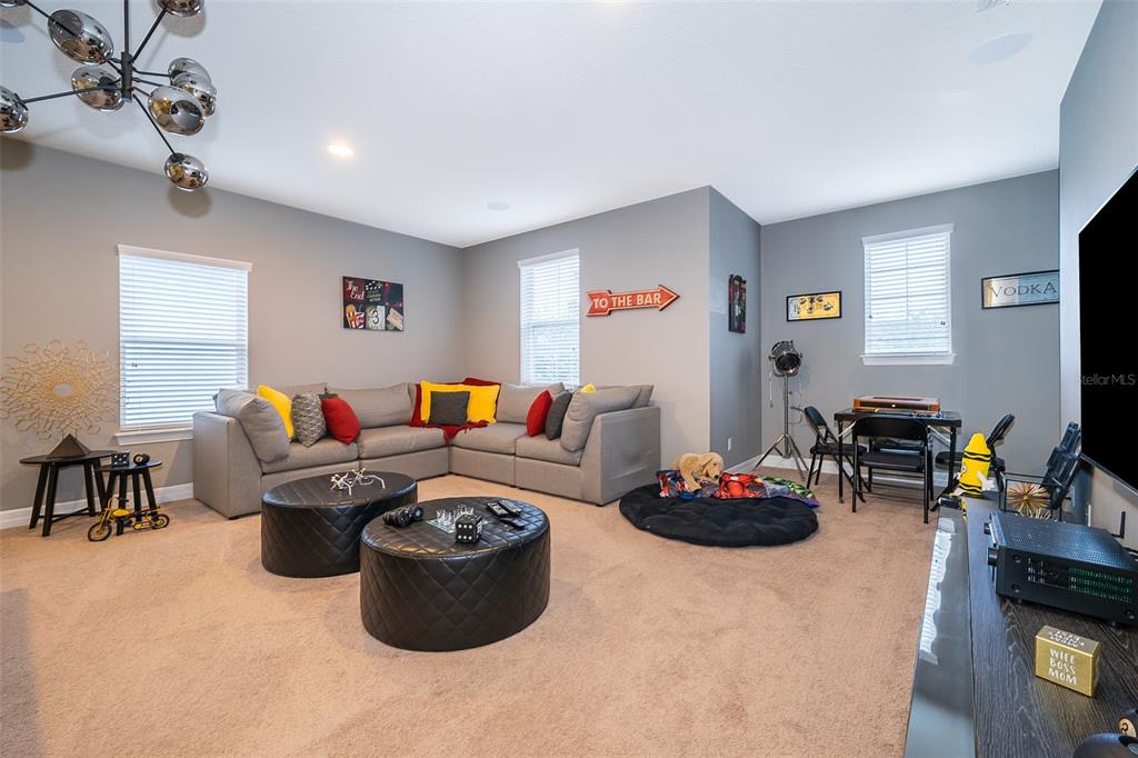 10813 LEMON LAKE BLVD