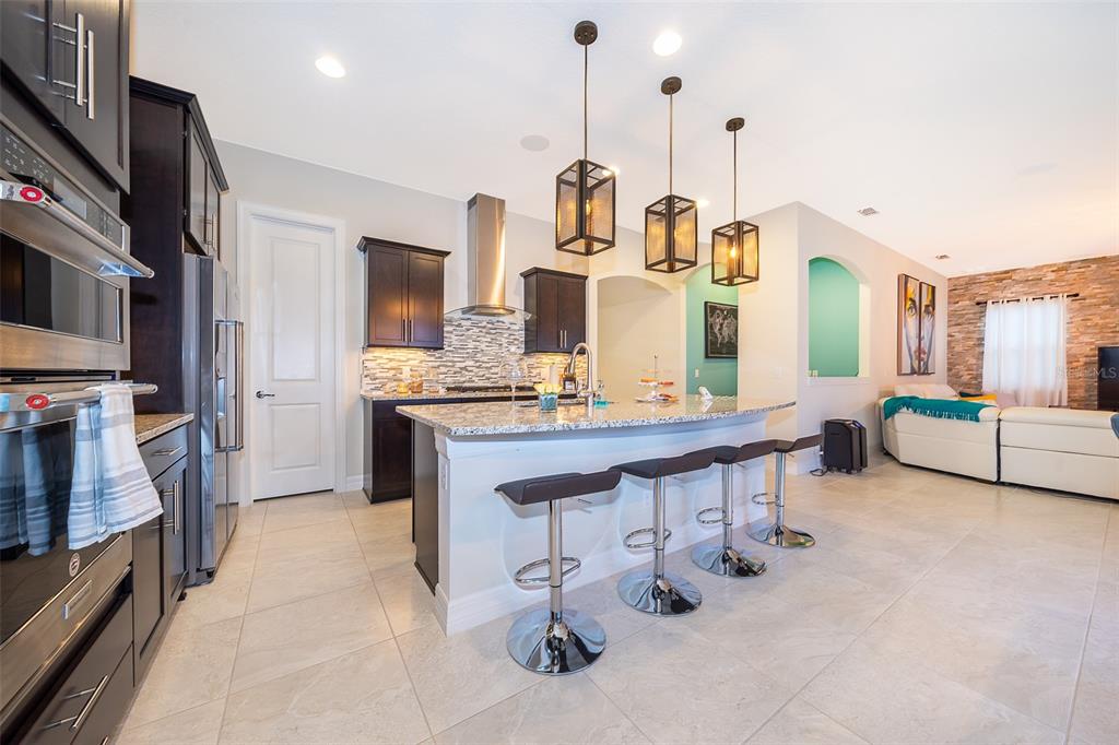 10813 LEMON LAKE BLVD