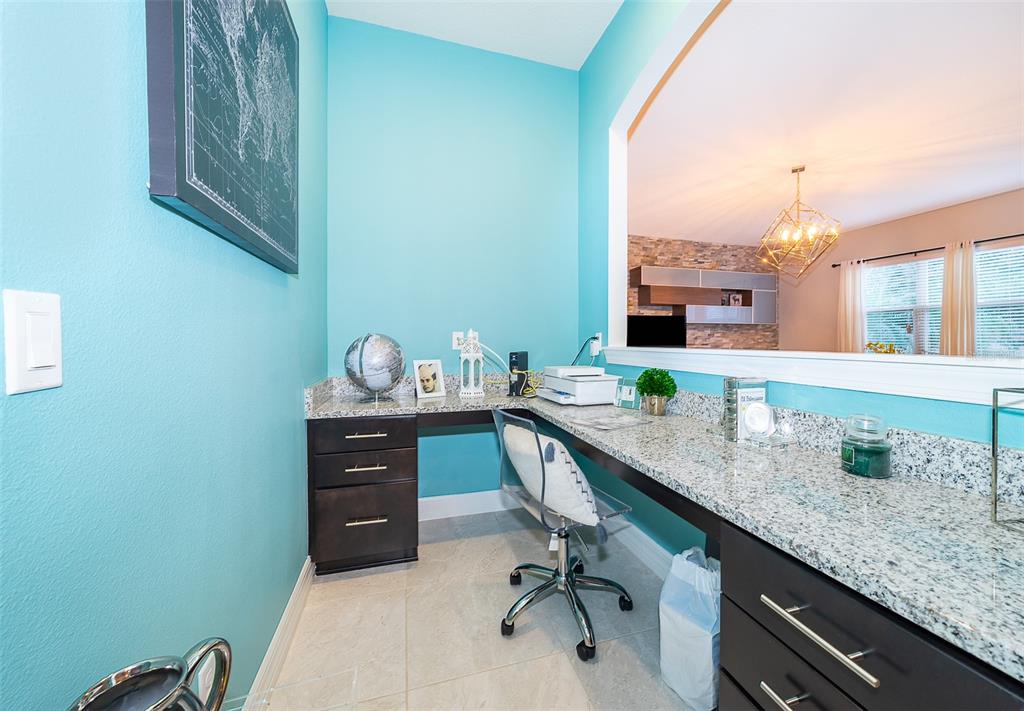 10813 LEMON LAKE BLVD