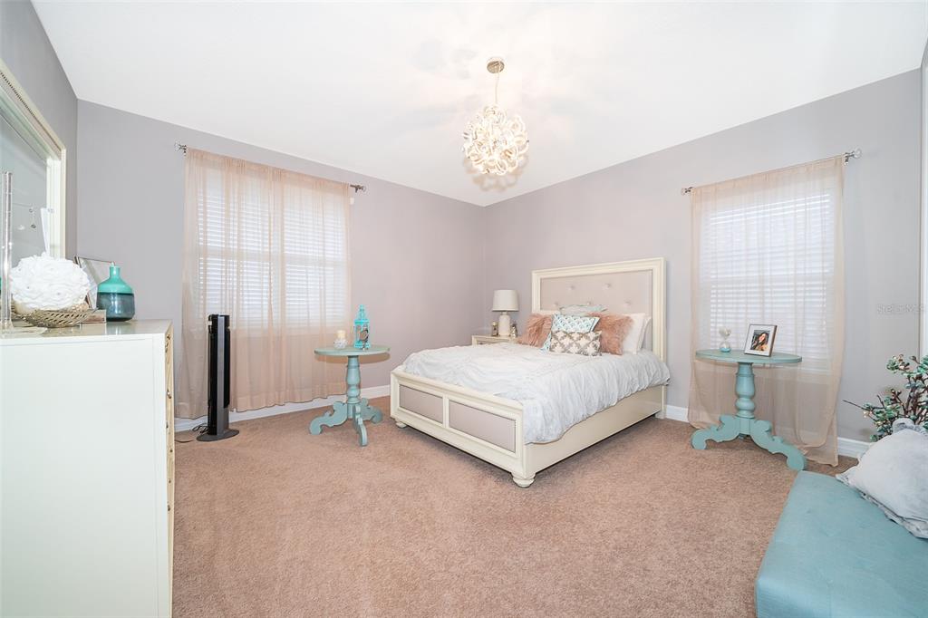 10813 LEMON LAKE BLVD