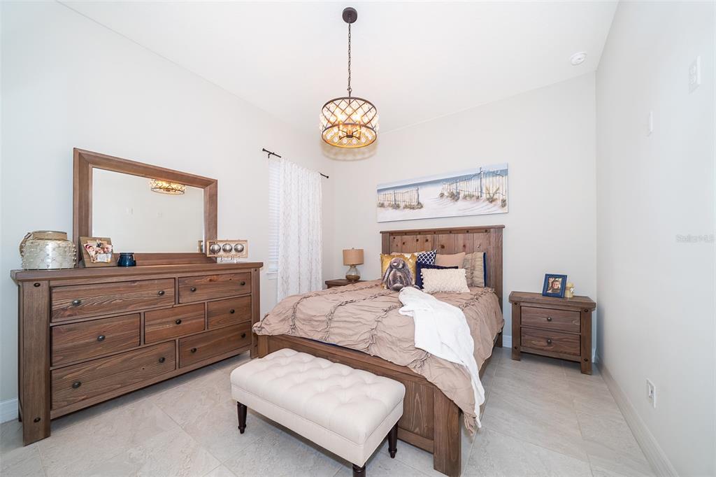 10813 LEMON LAKE BLVD