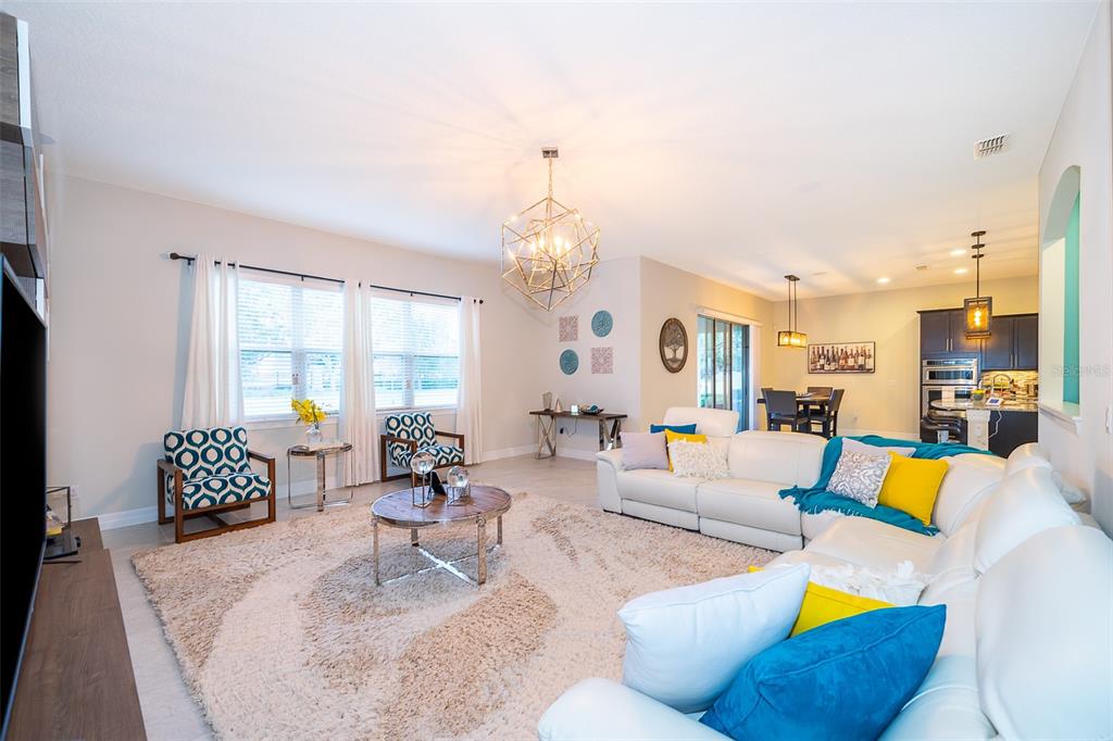 10813 LEMON LAKE BLVD