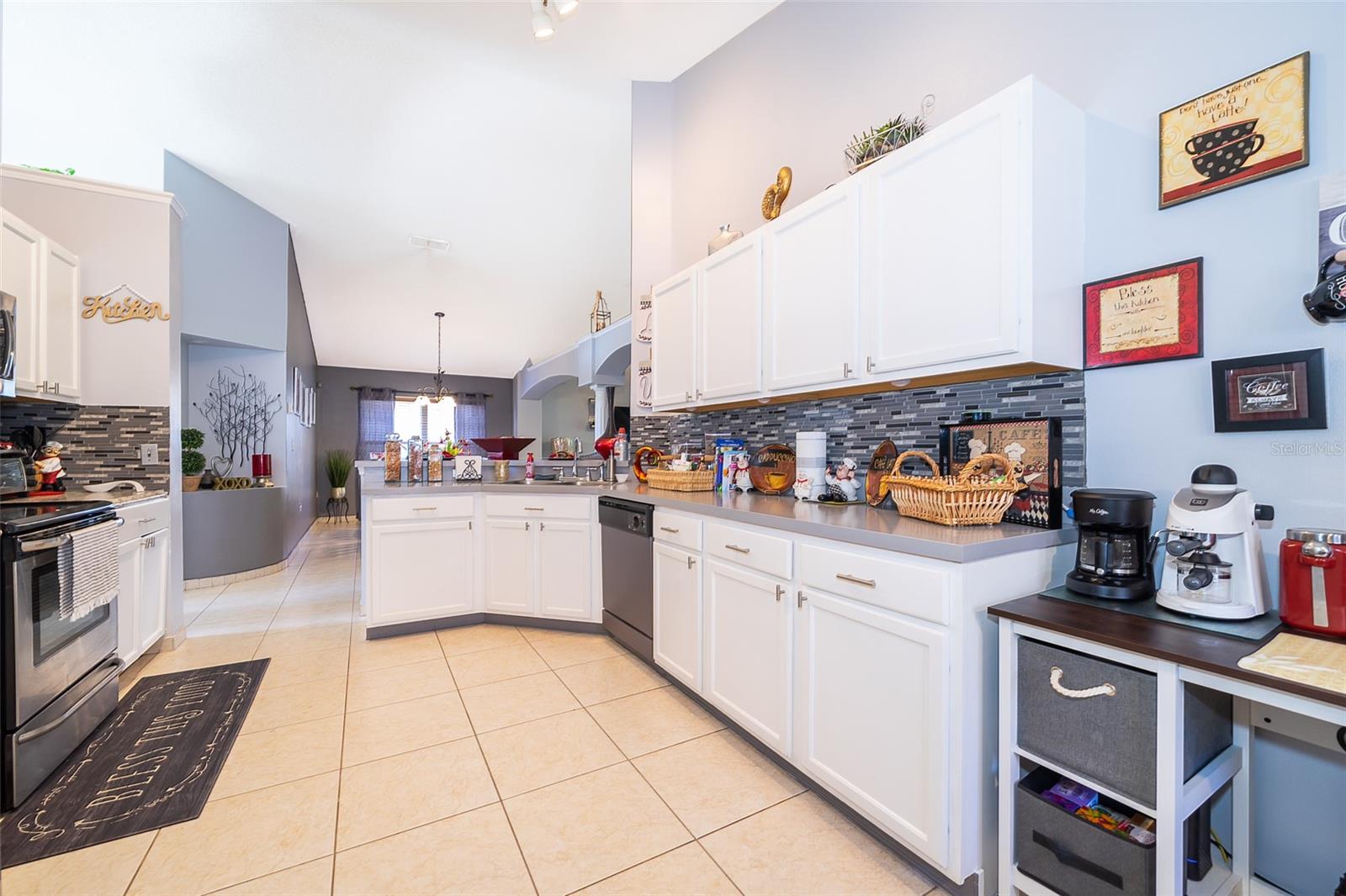 2446 WINCHESTER BLVD