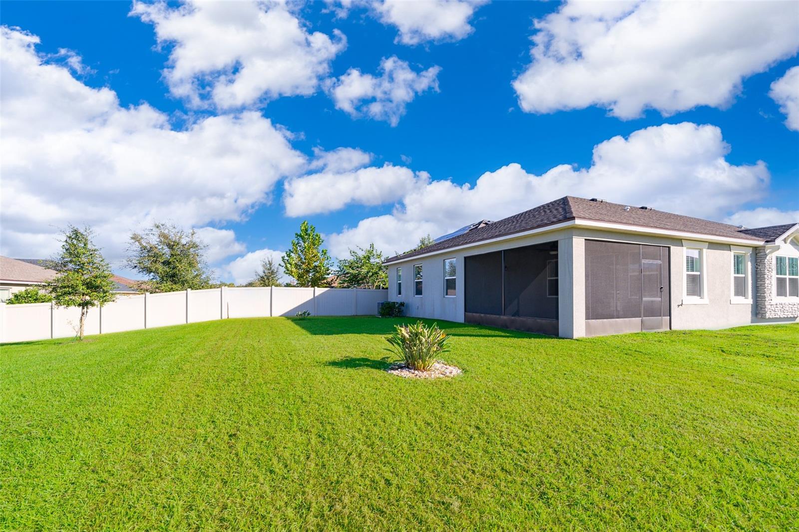 3293 JACKSON BLUFF WAY