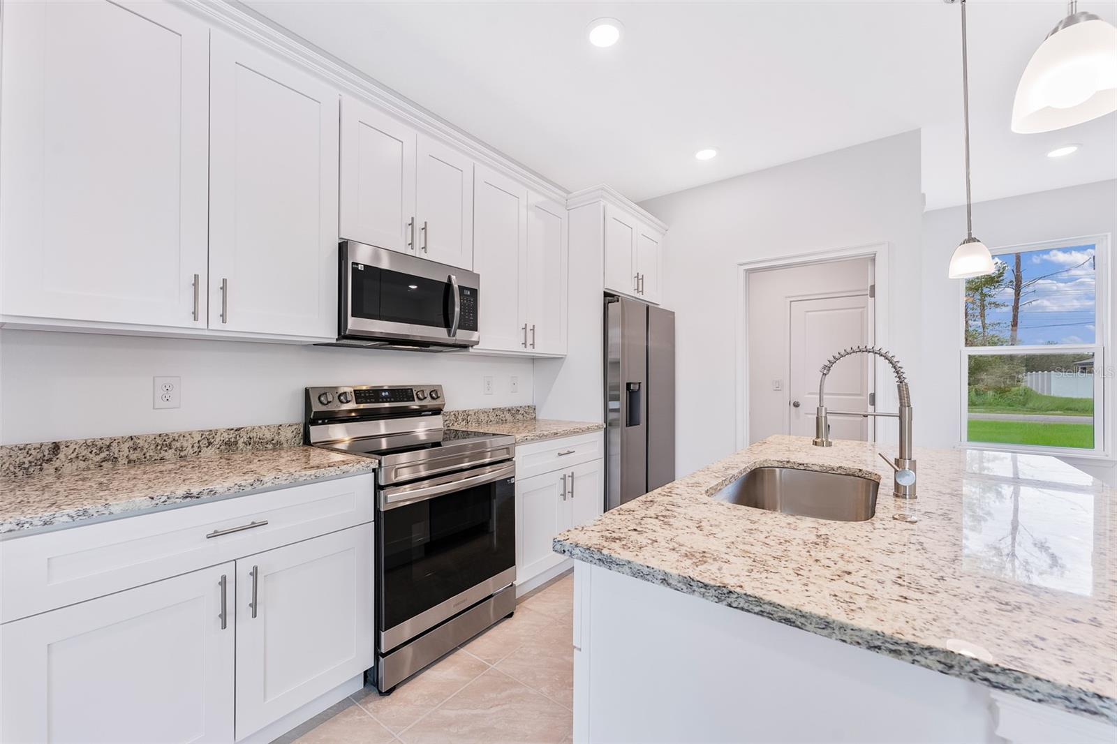 16463 SW 54TH COURT RD