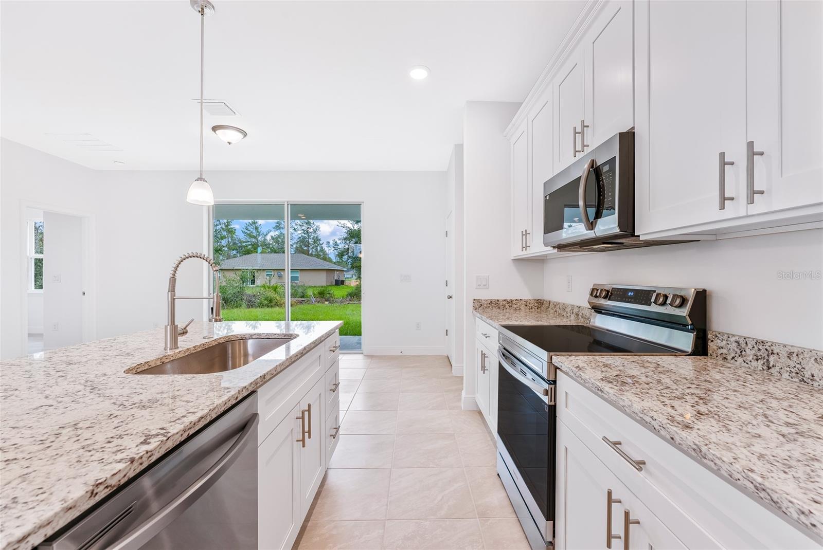 16463 SW 54TH COURT RD