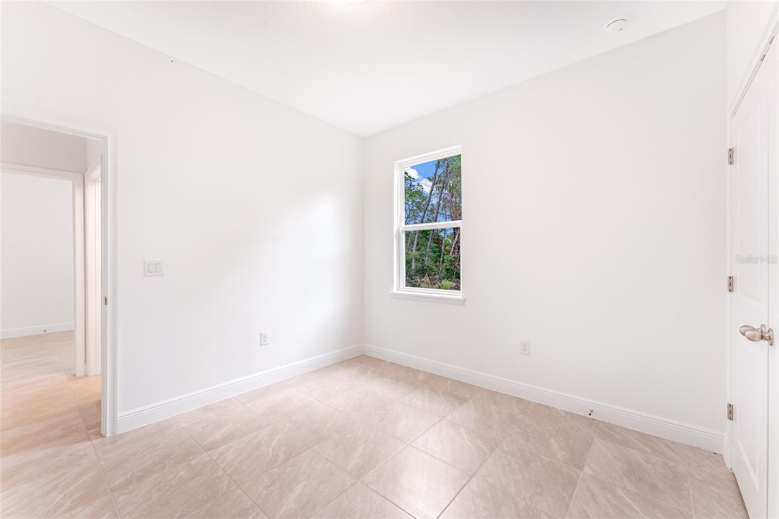 16463 SW 54TH COURT RD