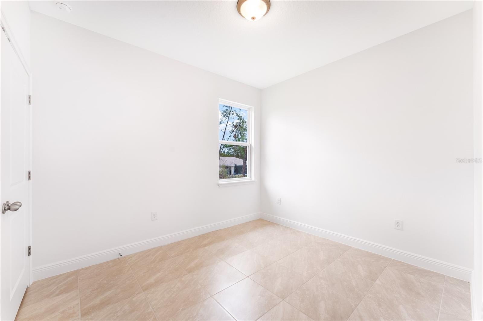 16463 SW 54TH COURT RD