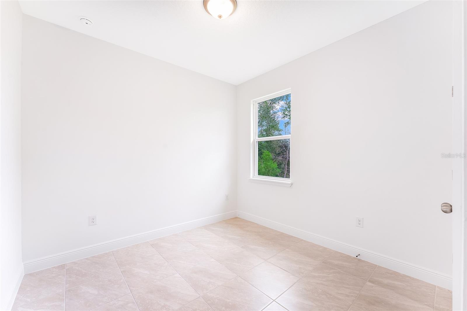 16463 SW 54TH COURT RD