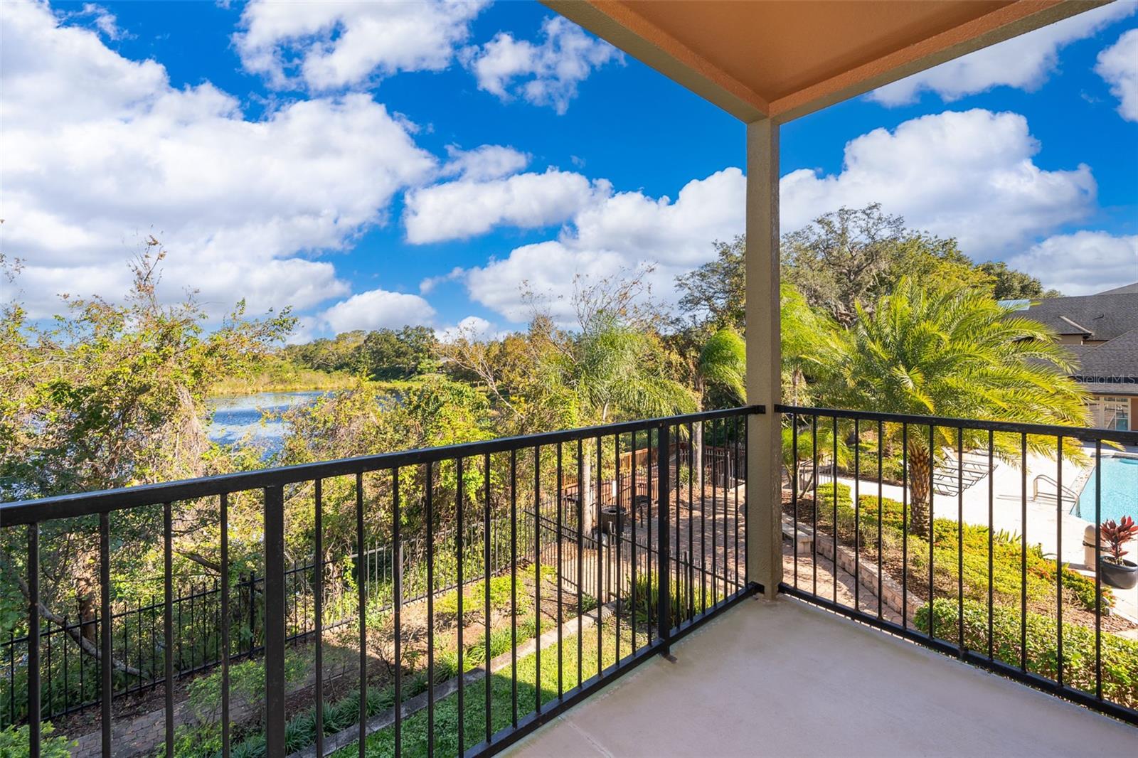 6059 WESTGATE DR #423