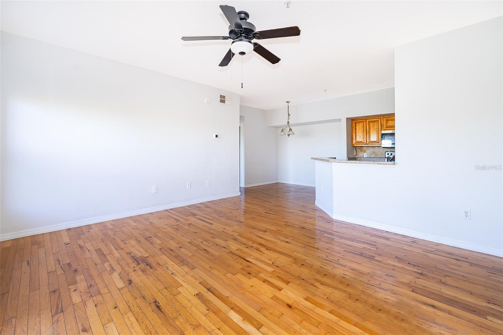 6059 WESTGATE DR #423