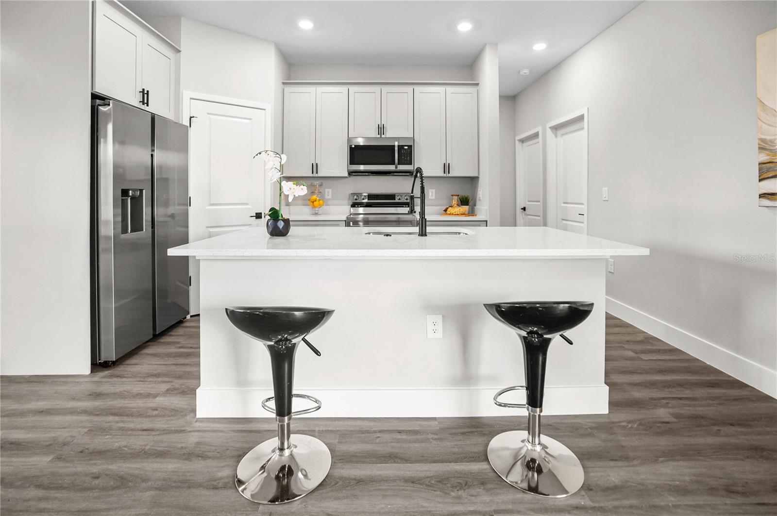1434 SARASOTA DR