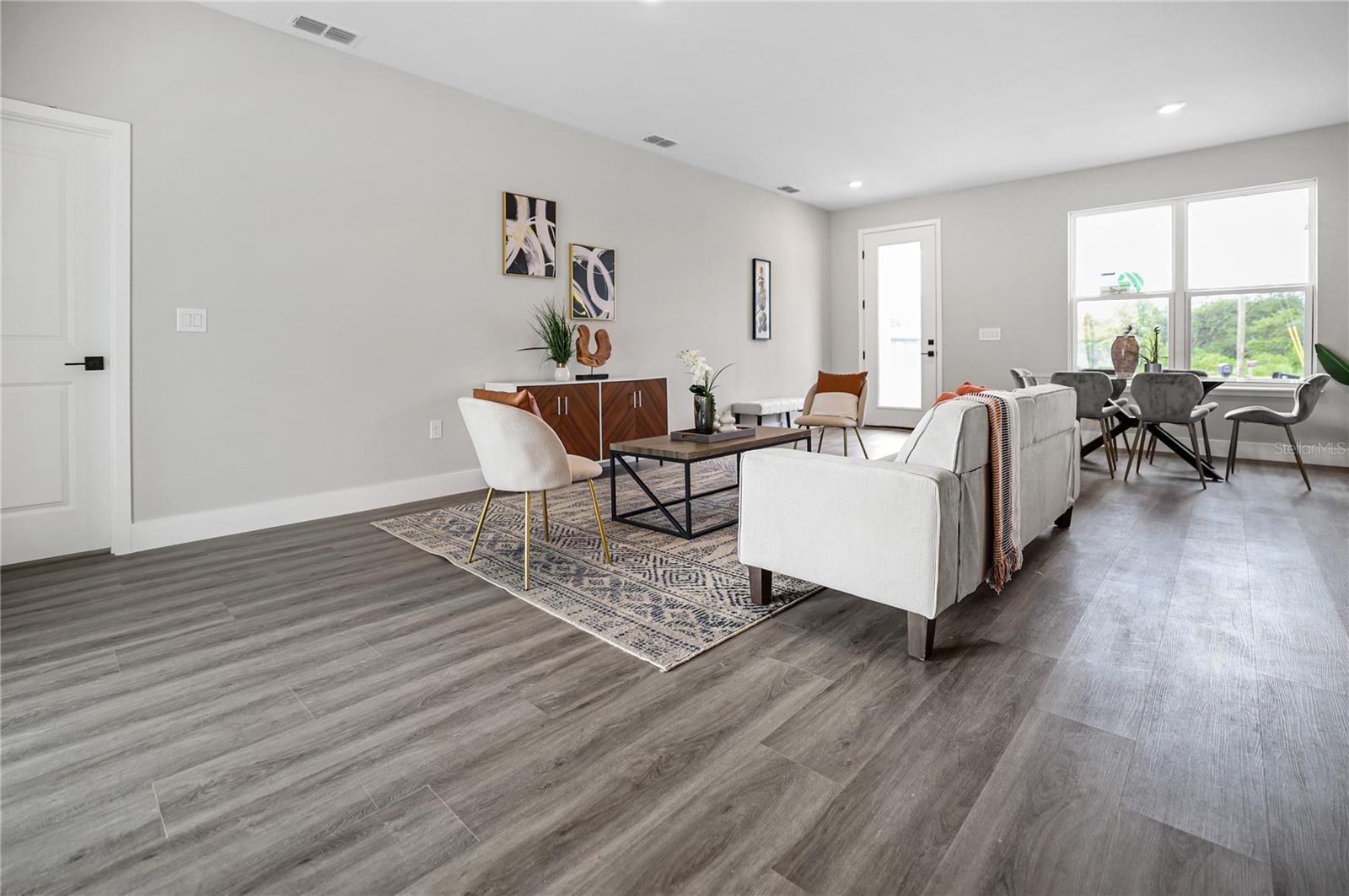 1434 SARASOTA DR