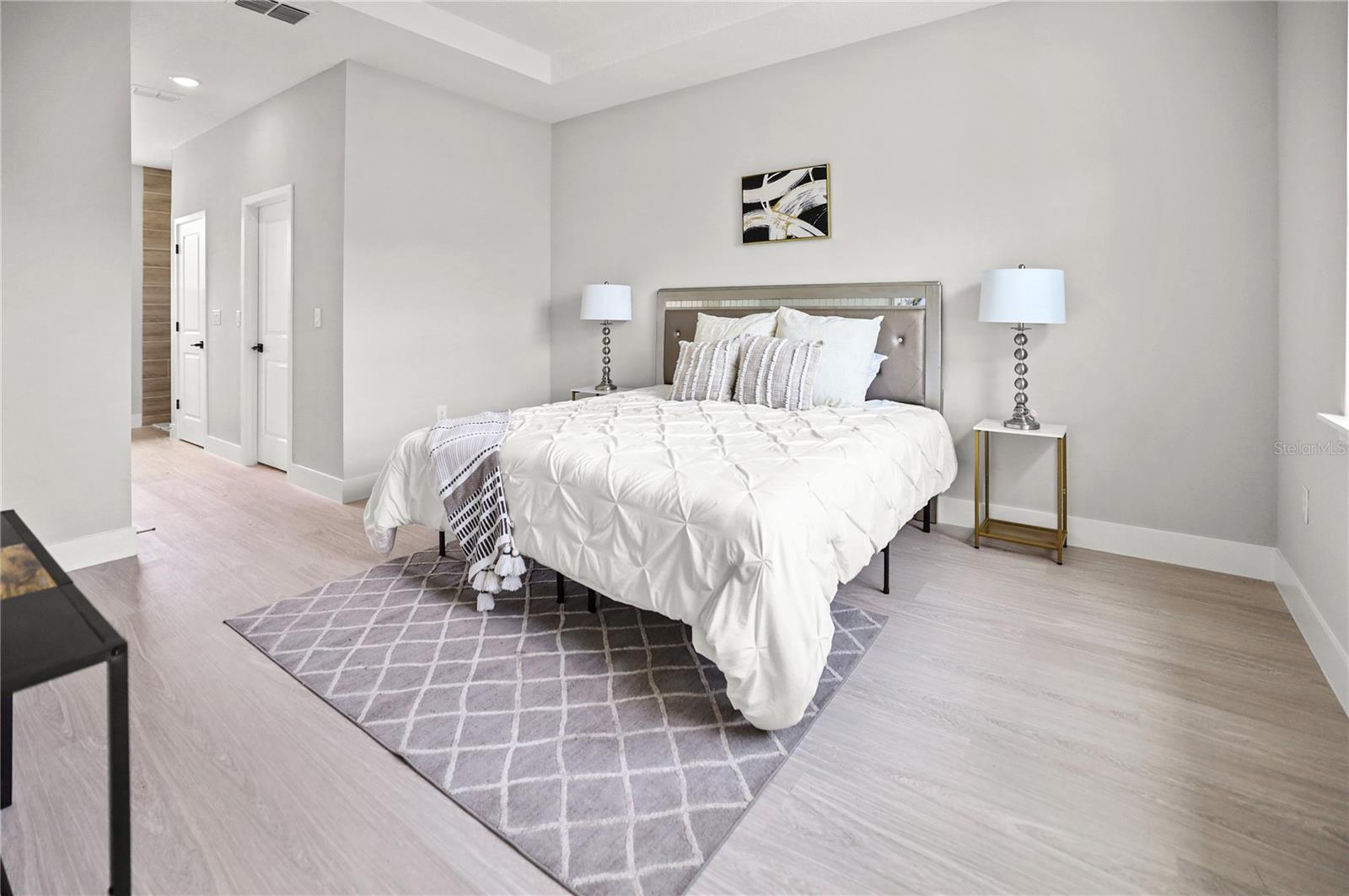 370 MARION OAKS