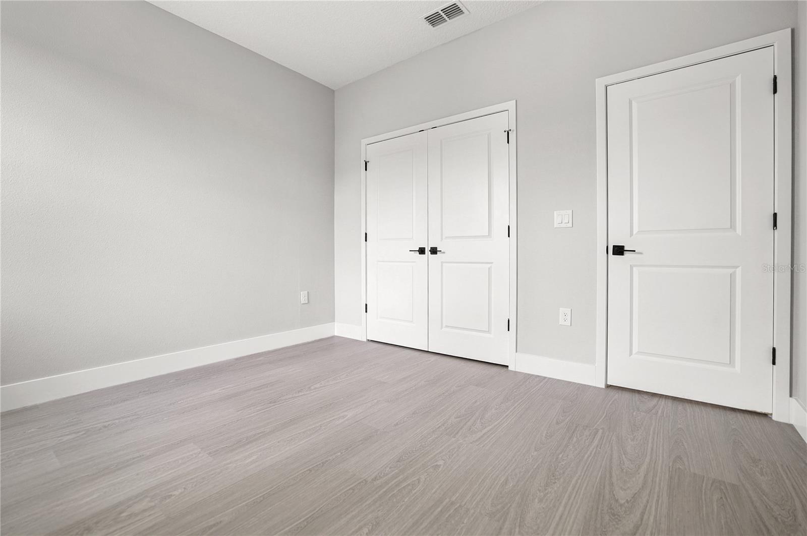 370 MARION OAKS