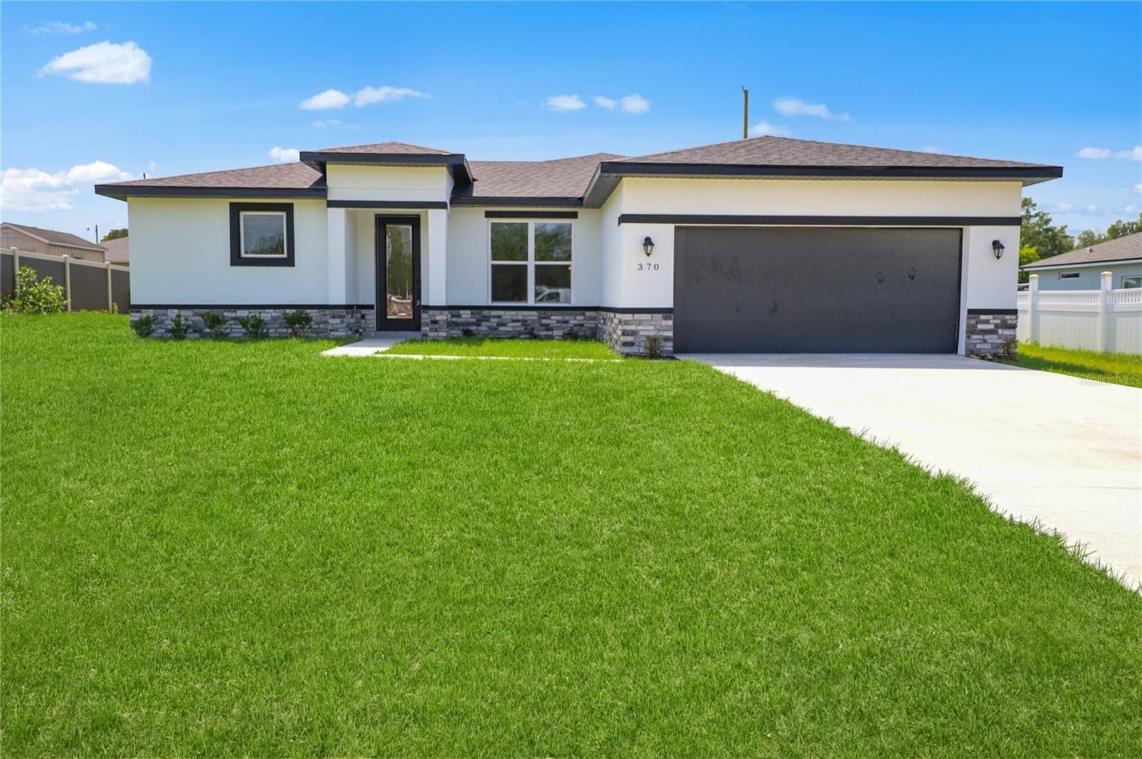 370 MARION OAKS