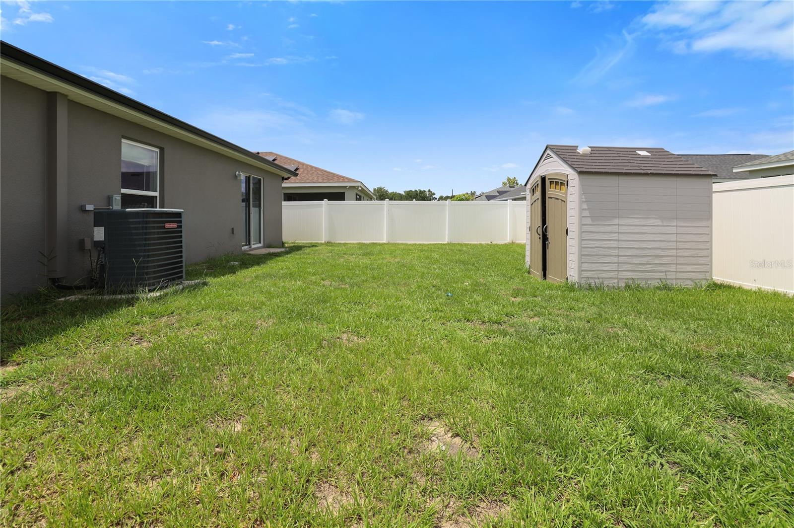 211 FOXTAIL LOOP