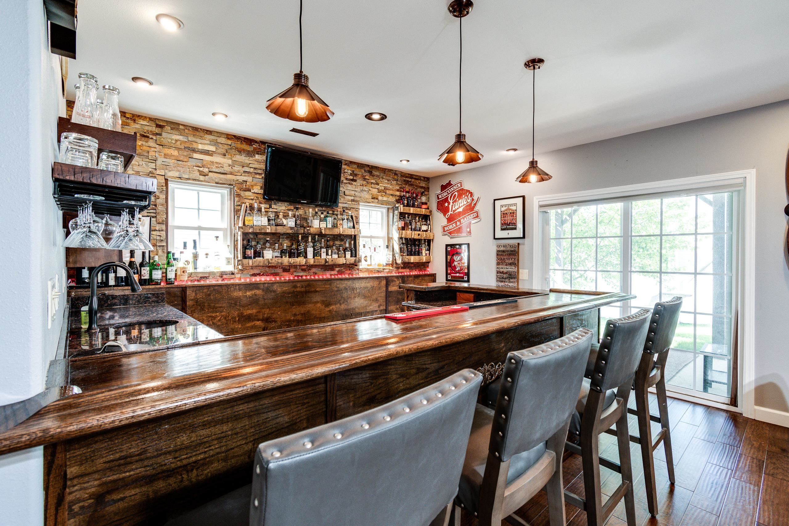 9410 Silverstone Lane