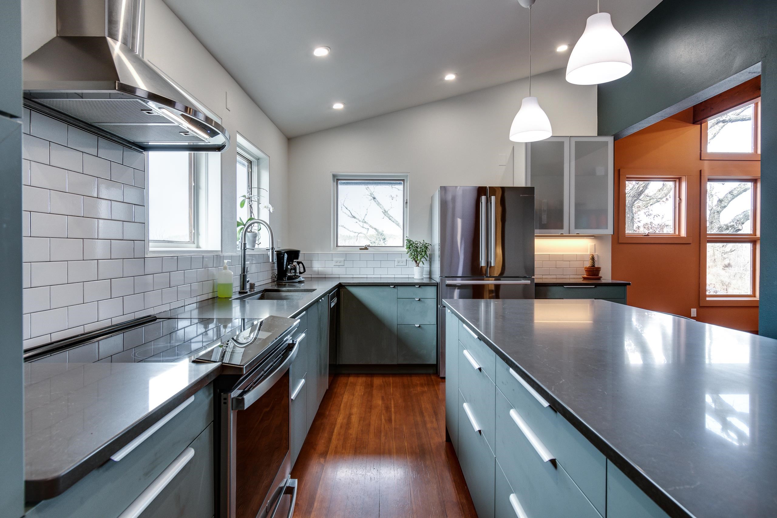 4685 Schneider Drive