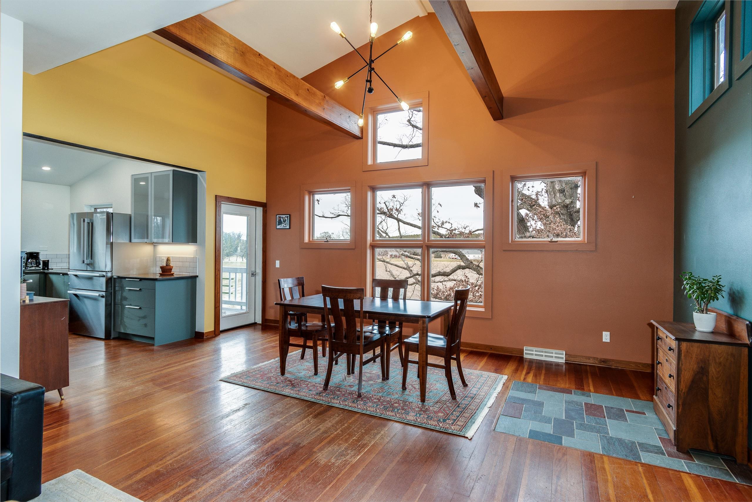 4685 Schneider Drive