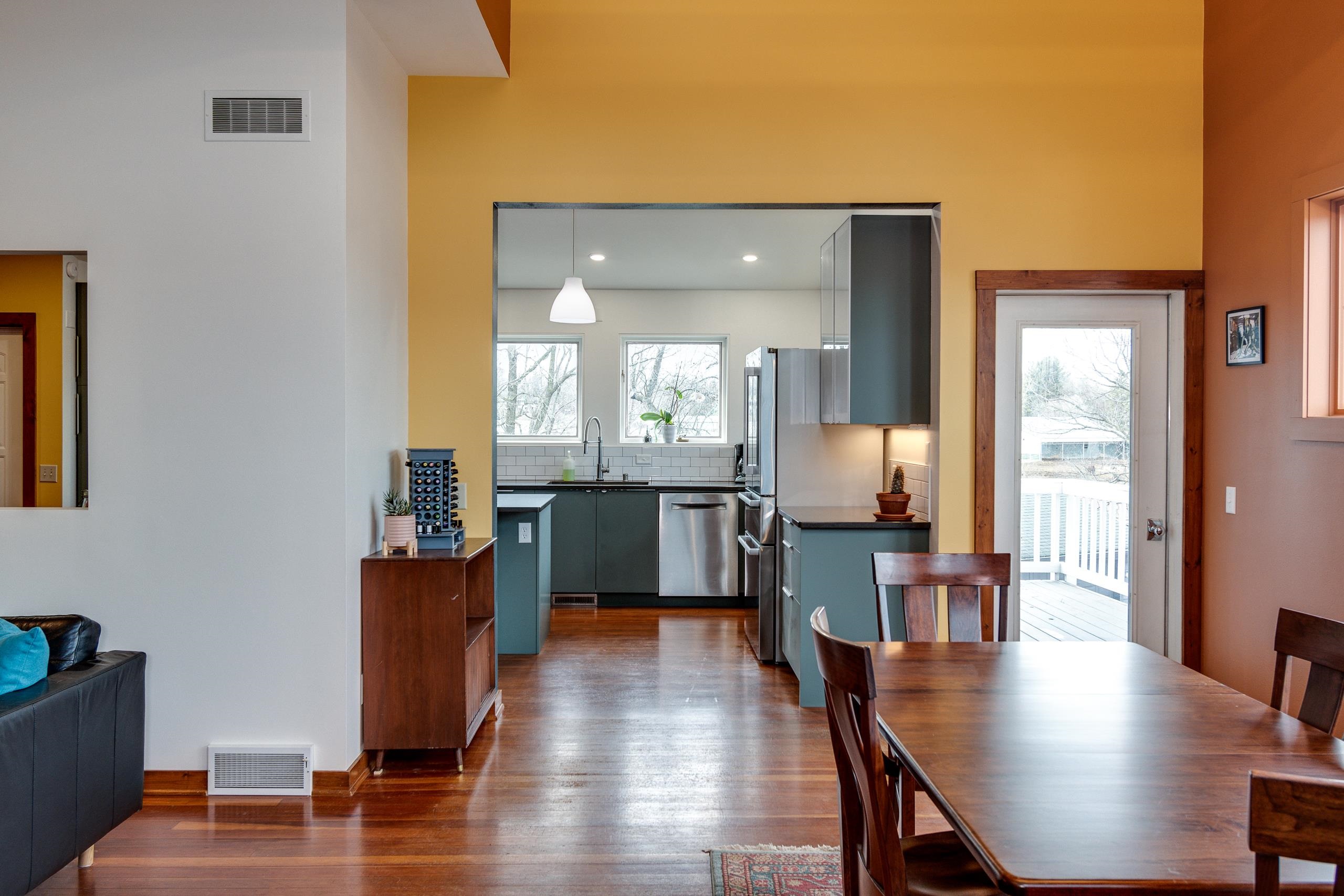 4685 Schneider Drive