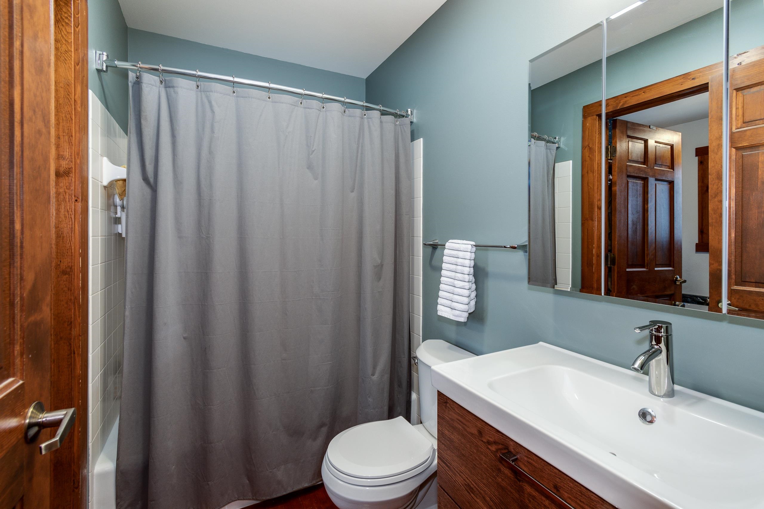 4685 Schneider Drive