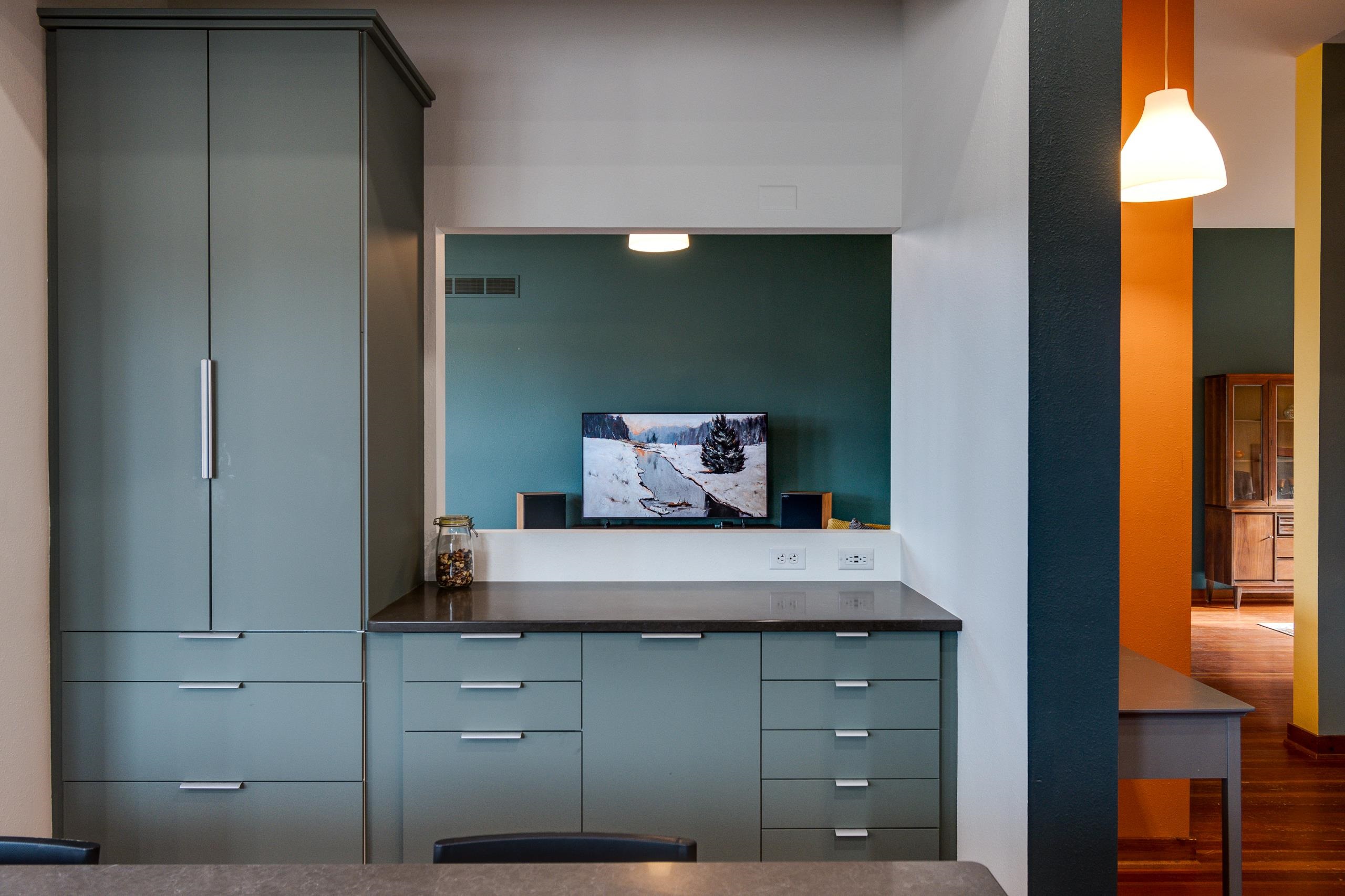 4685 Schneider Drive