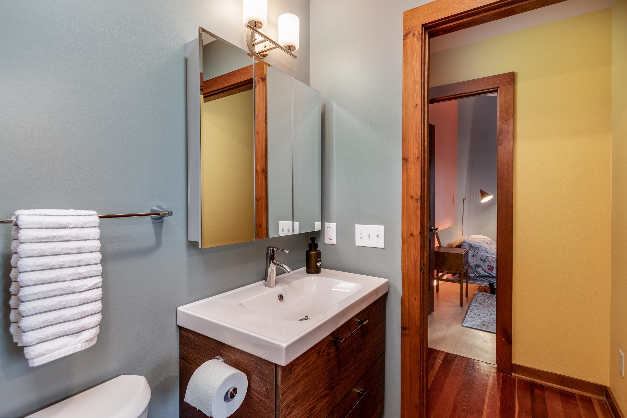 4685 Schneider Drive