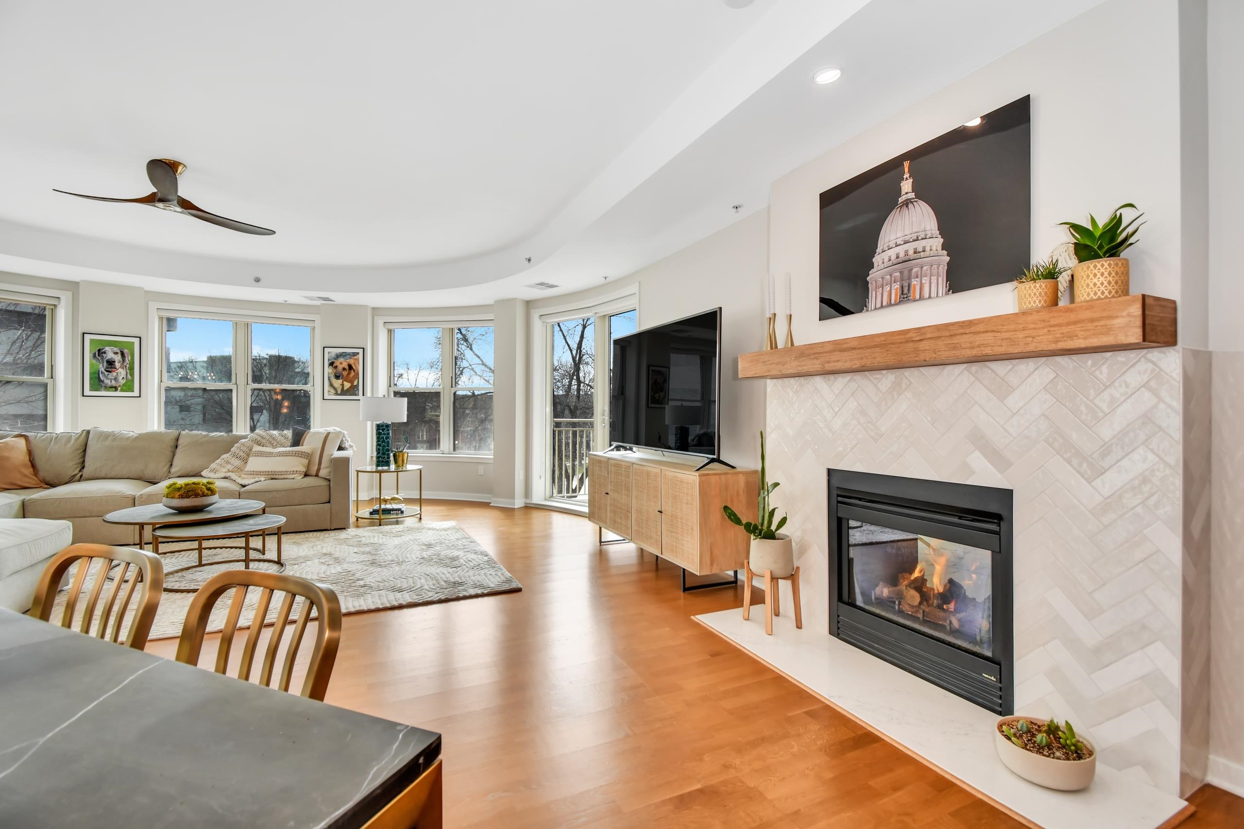 360 W Washington Avenue 202