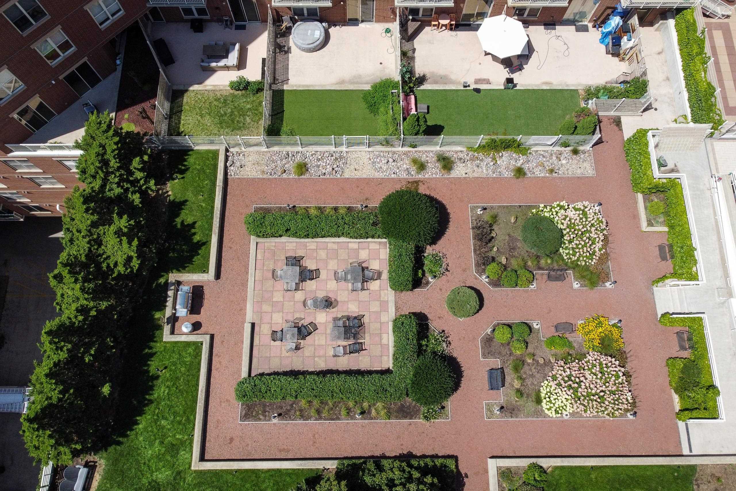 360 W Washington Avenue 202